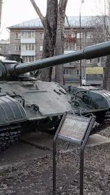 "Т-64 в Росії: відмовилися від танків чи встановлюють їх як пам'ятники?"