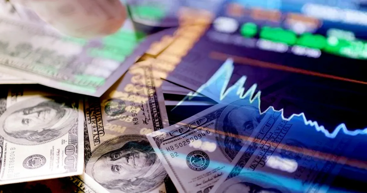 Нацбанк знизив курс долара та євро на 8 квітня