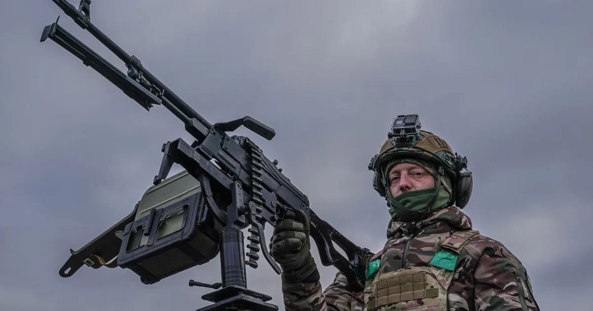 Україна відбила масовану нічну атаку російських дронів